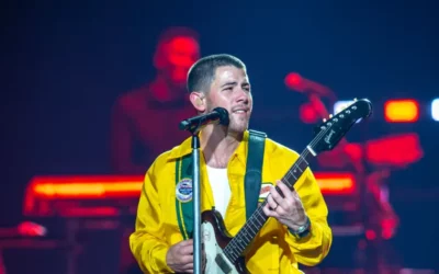 On-Stage Attacks Continue; Nick Jonas Forced Off-Stage by Laser Pointer